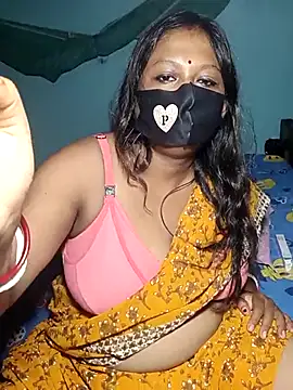 Snapshot of Hotty-rosni chatting on 18, 9, 2025 Hotty-rosni online show from 18, 9, 2025