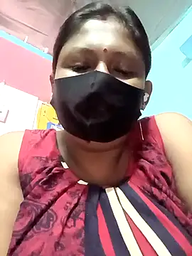 Snapshot of Hotty-rosni chatting on 12, 11, 2025 Hotty-rosni online show from 12, 11, 2025