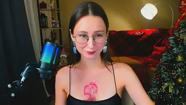 YourLovellyStory online show from 14, 12, 2025