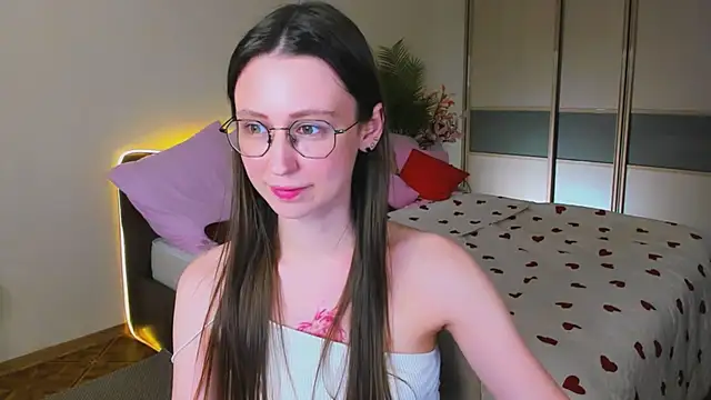 YourLovellyStory online show from 29, 4, 2026