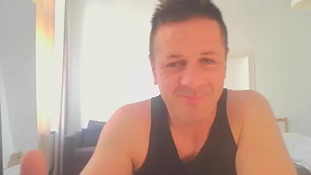 SwimAround2025 online show from 21, 7, 2026