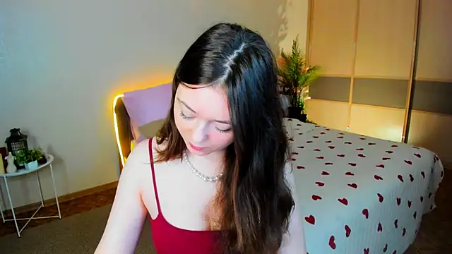 Snapshot of AlluringLookk chatting on 13, 6, 2026 AlluringLookk online show from 13, 6, 2026