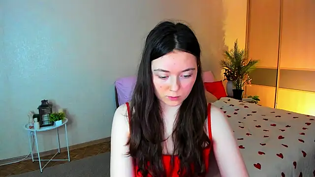 Snapshot of AlluringLookk chatting on 7, 7, 2026 AlluringLookk online show from 7, 7, 2026