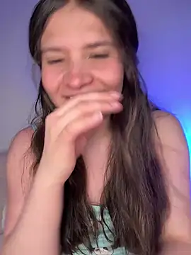 Emilyybennet  online show from 18, 7, 2026