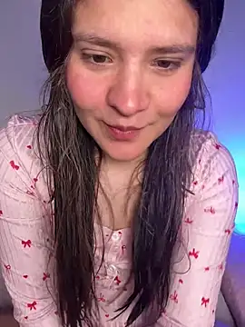 Emilyybennet  online show from 29, 7, 2026