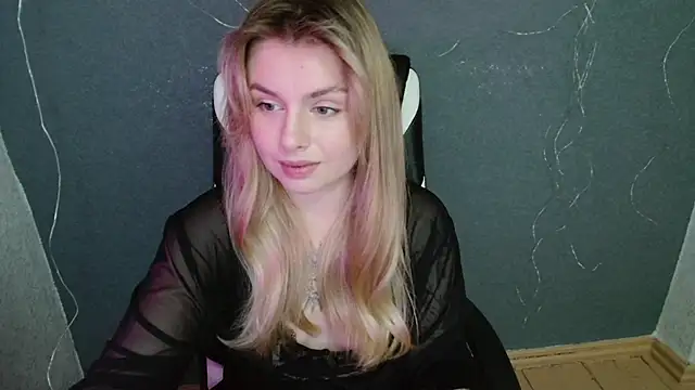 AngelicaHollywood online show from 22, 11, 2025