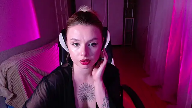 AngelicaHollywood online show from 16, 2, 2026