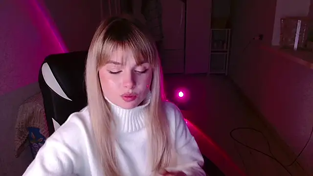 AngelicaHollywood online show from 7, 3, 2026