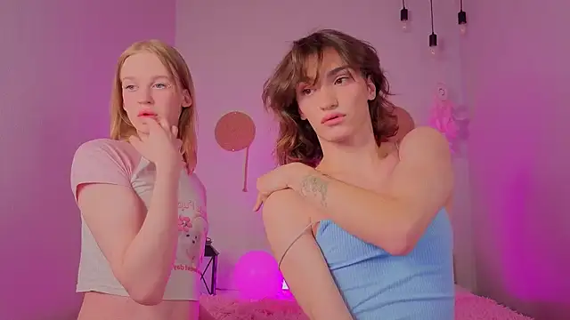 Olivia-Pink online show from 12, 1, 2026