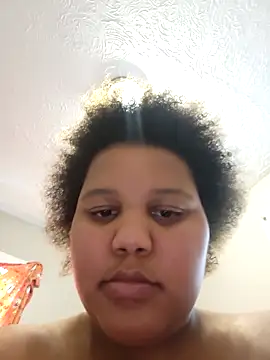 chocolate bella online show from 17, 10, 2025