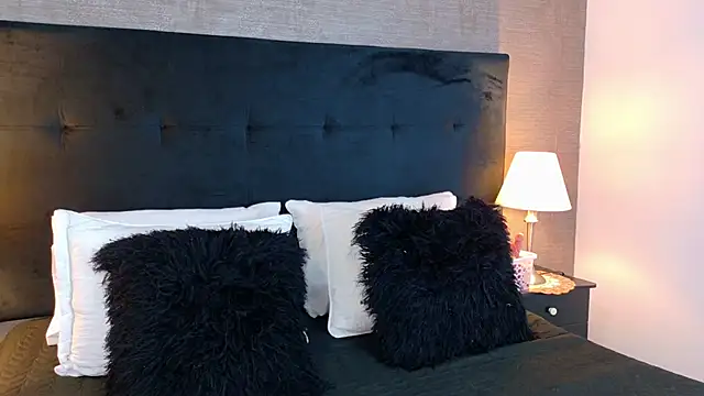 SophiaSummer online show from 24, 4, 2026