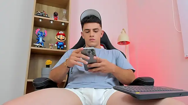 Mikecooper online show from 28, 4, 2026