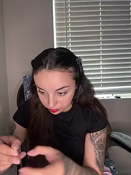 CharmingMaddie online show from 27, 4, 2026