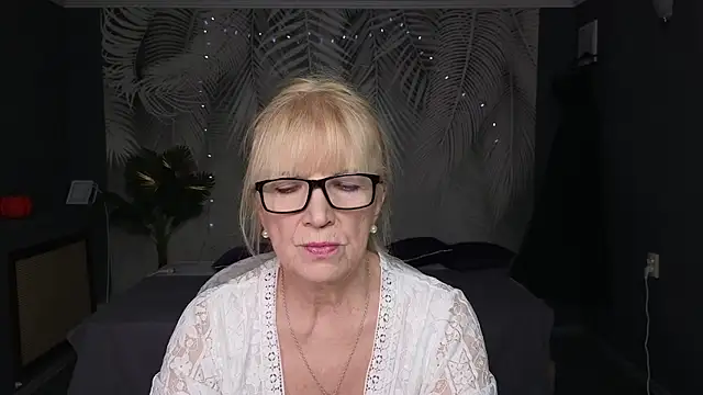 Sabina Ros online show from 3, 2, 2026