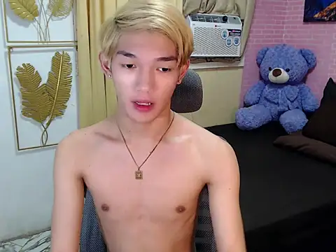 fuckerfriendsxx online show from 22, 4, 2026