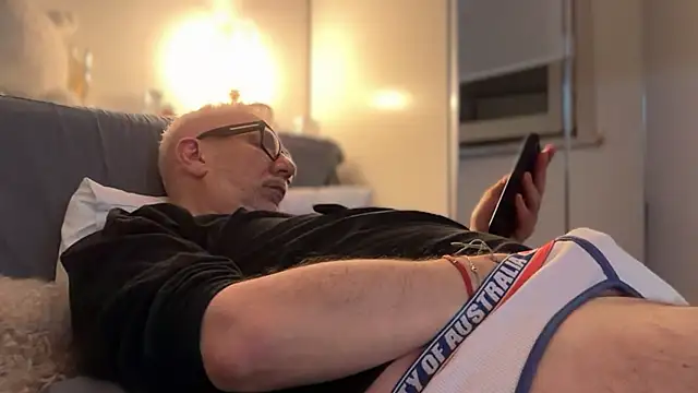 Eatnycum online show from 26, 3, 2026