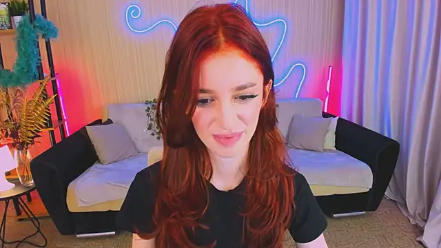 ChristinaConteeree online show from 13, 10, 2025