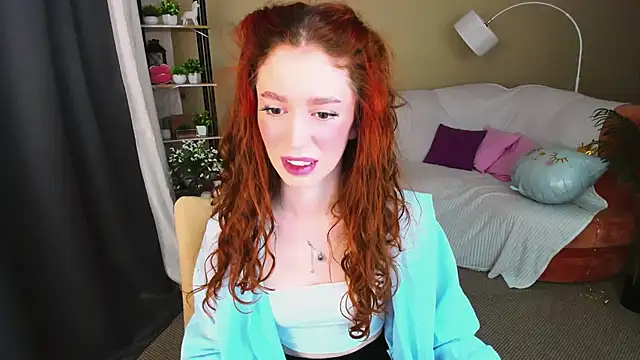 ChristinaConteeree online show from 6, 2, 2026