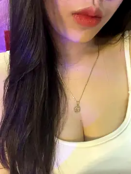 Snapshot of Mon_monbaby chatting on 2, 12, 2025 Mon monbaby online show from 2, 12, 2025