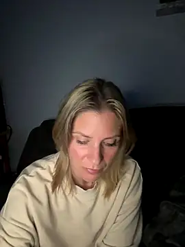 Lexi-Lux-X online show from 21, 9, 2025