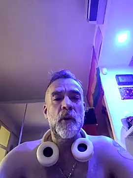 GabyCollado5 online show from 7, 5, 2026