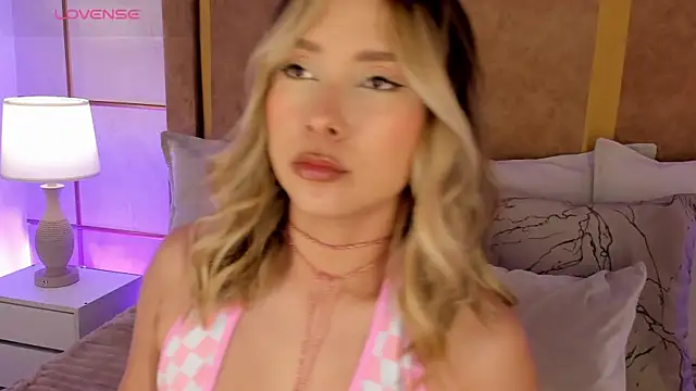 GretaVelvet online show from 4, 8, 2026