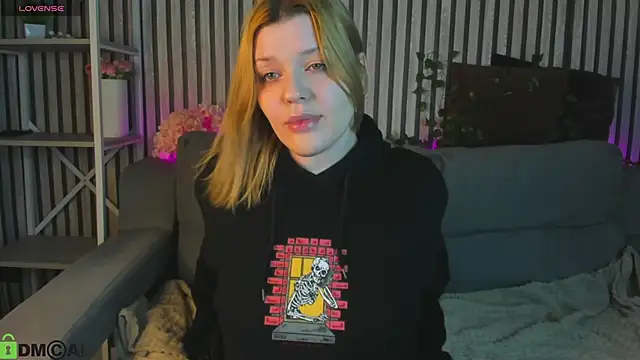 Michele Greenn online show from 10, 4, 2026