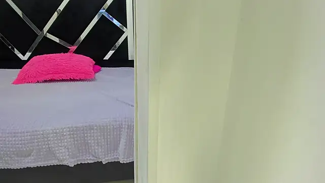 iisabella noa online show from 29, 9, 2025