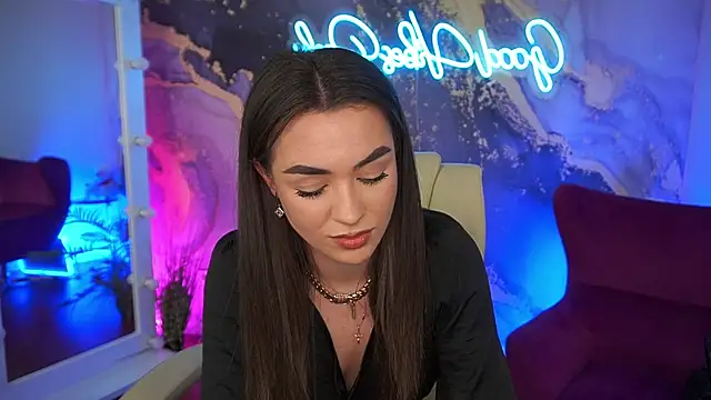 Snapshot of EricaSin chatting on 18, 6, 2026 EricaSin online show from 18, 6, 2026