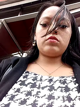 LunaHot 777 online show from 1, 2, 2026