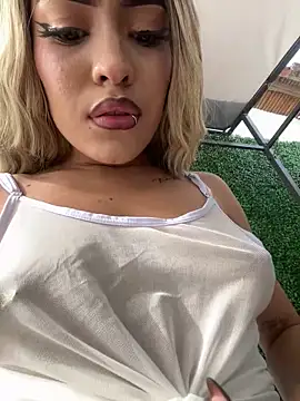 Snapshot of MystiqueXXX chatting on 13, 9, 2025 MystiqueXXX online show from 13, 9, 2025