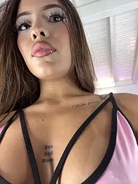 Snapshot of MystiqueXXX chatting on 26, 9, 2025 MystiqueXXX online show from 26, 9, 2025