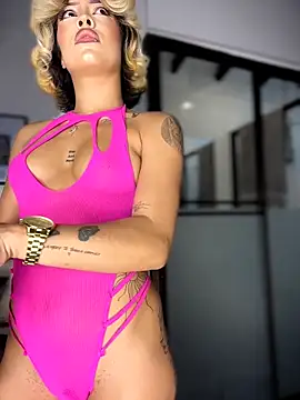 Snapshot of MystiqueXXX chatting on 25, 2, 2026 MystiqueXXX online show from 25, 2, 2026