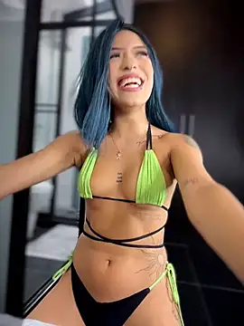 Snapshot of MystiqueXXX chatting on 2, 3, 2026 MystiqueXXX online show from 2, 3, 2026