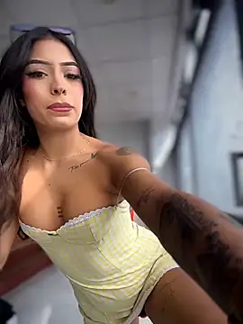 Snapshot of MystiqueXXX chatting on 5, 6, 2026 MystiqueXXX online show from 5, 6, 2026