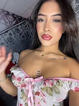 Snapshot of MystiqueXXX chatting on 10, 6, 2026 MystiqueXXX online show from 10, 6, 2026