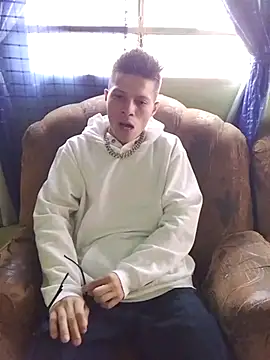 elinnki online show from 5, 10, 2025