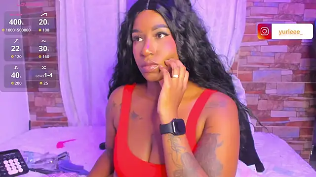 Brandy brown  online show from 26, 4, 2026