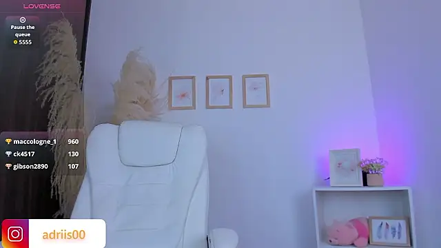 shannel moss   online show from 8, 3, 2026