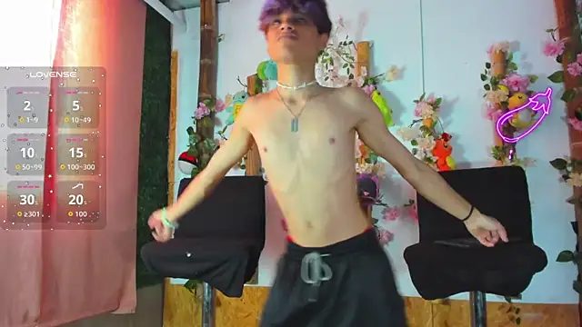 spicy adonhis online show from 1, 10, 2025