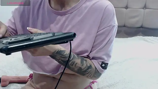 Snapshot of HotAss_Hally chatting on 3, 10, 2025 HotAss Hally online show from 3, 10, 2025