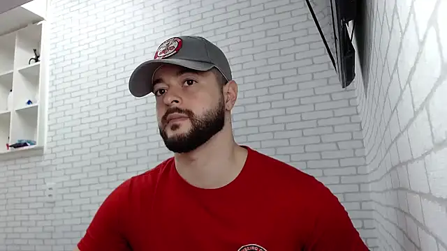 Snapshot of BombeiroHotx chatting on 14, 11, 2025 BombeiroHotx online show from 14, 11, 2025