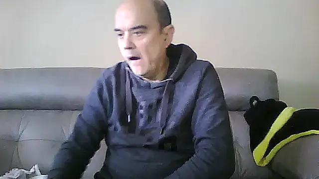 Snapshot of geli45 chatting on 6, 1, 2026 geli45 online show from 6, 1, 2026