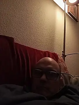 Snapshot of geli45 chatting on 4, 3, 2026 geli45 online show from 4, 3, 2026