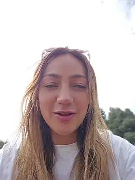 Ninabigtitied online show from 22, 7, 2026