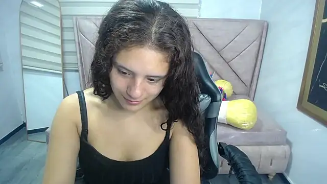 Velvet Moon V online show from 10, 9, 2025