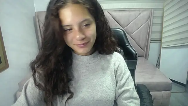 Velvet Moon V online show from 7, 10, 2025