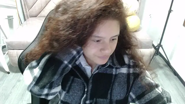 Velvet Moon V online show from 21, 11, 2025