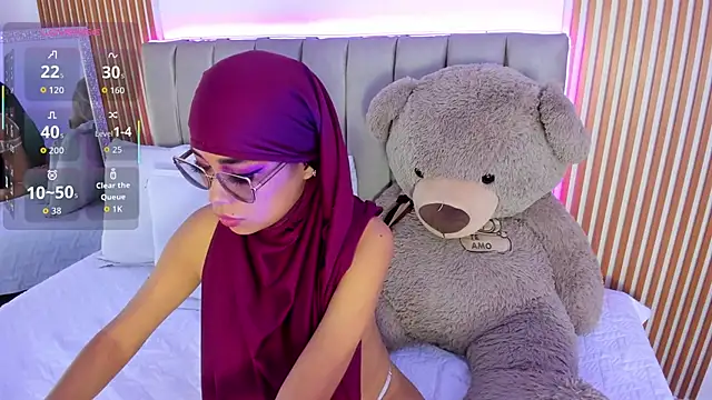 naishaa  online show from 11, 10, 2025