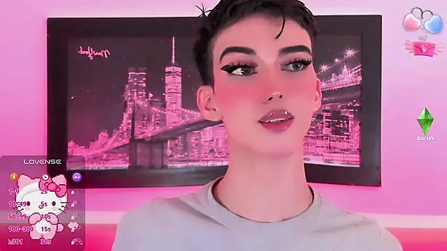 Snapshot of Baby_FenixTS chatting on 10, 10, 2025 Baby FenixTS online show from 10, 10, 2025